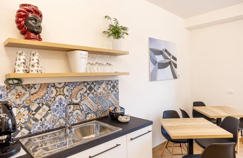 Salemi Bed & Breakfast | FLORIANA B&B