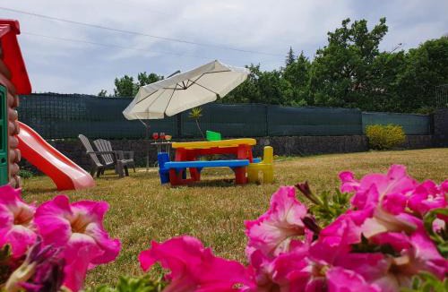 Zafferana Etnea Apartment | Floris Home tra Mare e Montagna