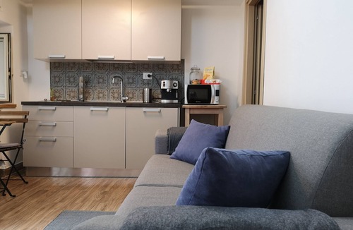 Catania City Centre Apartment | FRIDA: One-bedroom apartment 3-minutes from Piazza Duomo