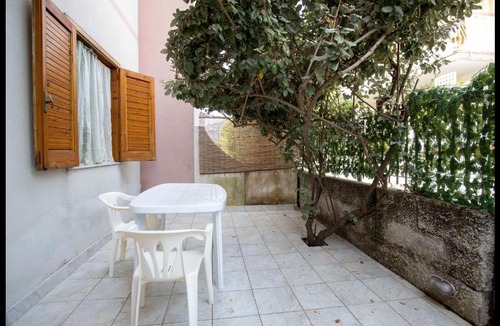 Santa Tecla Apartment | Furnished open-space apartment near the sea and commercial points