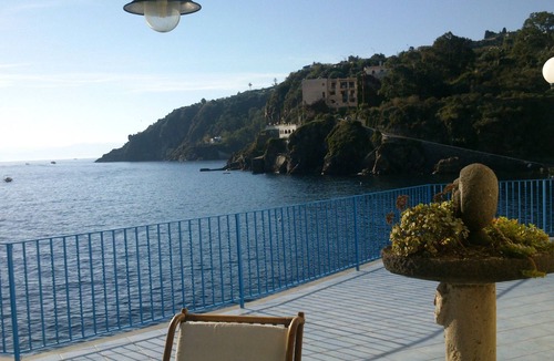 Lipari Historic Centre Apartment | Gästezimmer 'FB-Zimmer am Meer 689' by Interhome