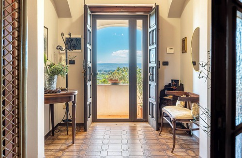 Isola Apartment | Galatea e Giardino delle Esperidi apartments with pool by Wonderful Italy