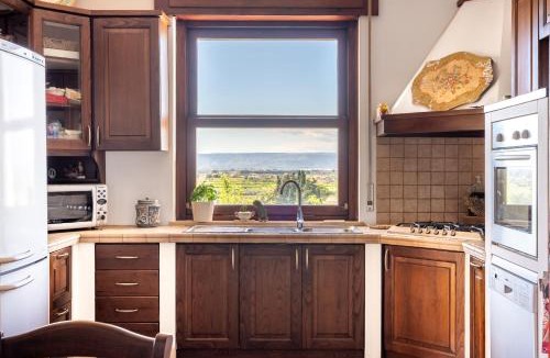 Isola Apartment | Galatea e Giardino delle Esperidi apartments with pool by Wonderful Italy