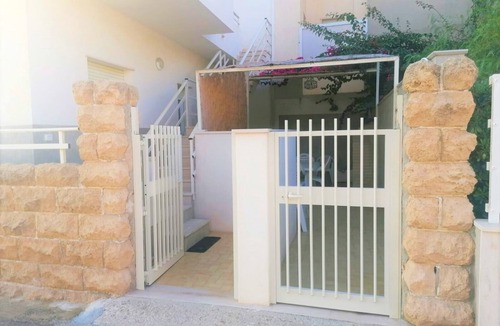 Scoglitti Apartment | Gambusia 3 apartment with large terrace facing the sea