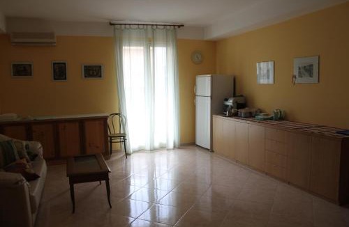 Pozzallo Bed & Breakfast | Garden House