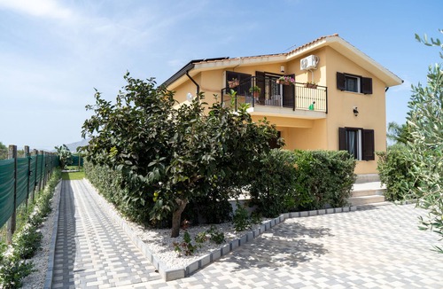 Balestrate Villa | Garden Voyages Balestrate