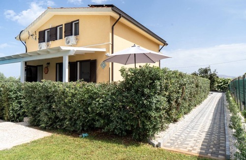 Balestrate Villa | Garden Voyages Balestrate