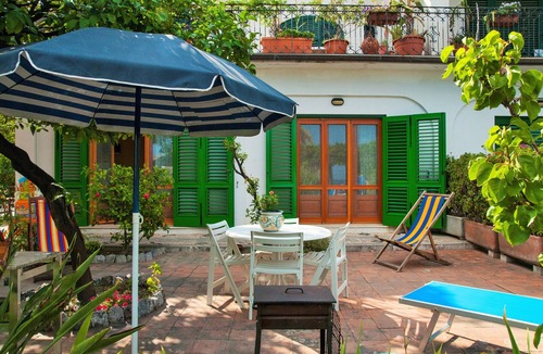 Mazzeo Apartment | Gardenhouse on the largest beaches of Taormina apartment n. 1 for 4 people