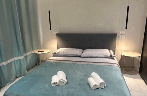 Santa Lucia House | Giù per la Costa - Siracusa