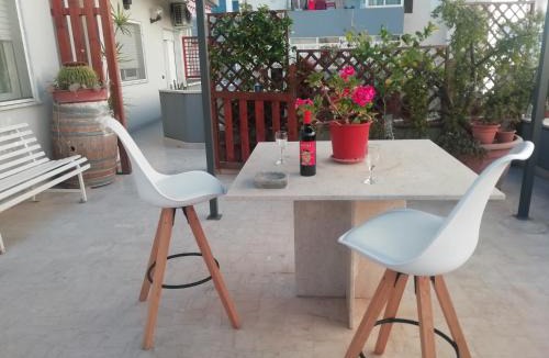 Casa Santa Apartment | GIARDINO FIORITO 2 WI-FI BICI Free