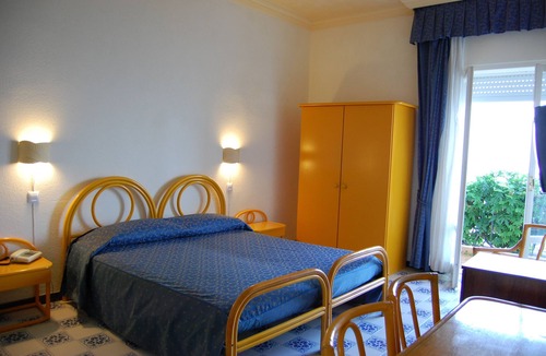 Lipari Historic Centre Hotel | Giardino sul Mare