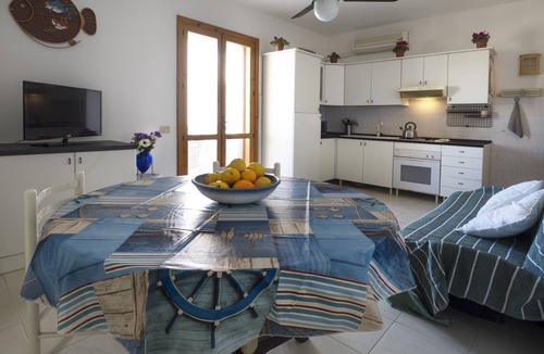 Casuzze Apartment | Girasole’s apartment is located in the lovely village of Casuzze.