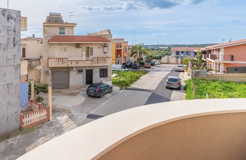 Portopalo di Capo Passero Apartment | Giualè Portopalo '7' with Sea View, Wi-Fi and Air Conditioning