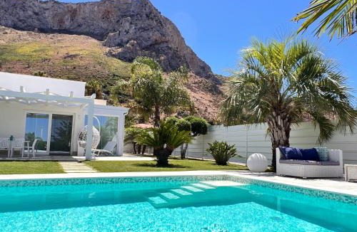 Terrasini Villa | Golden Holiday Villas Private Pools Sicily