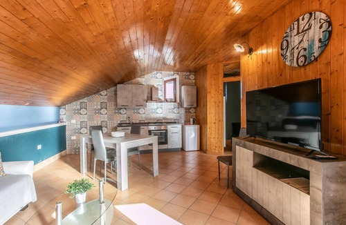Santa Venerina Apartment | Gorgeous apartment in Santa Venerina with swimming pool
