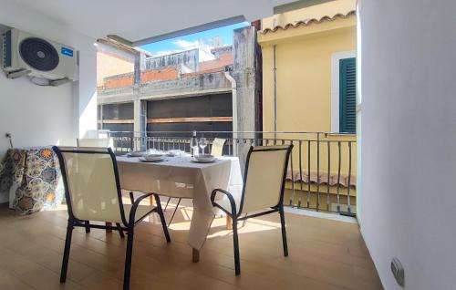 Mazzeo Apartment | Gorgeous Apartment In Mazzeo With Wifi