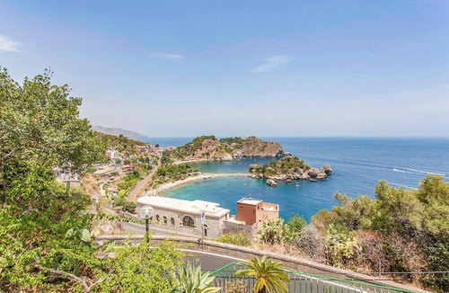 Furci Siculo Apartment | Gorgeous apartment in Furci Siculo