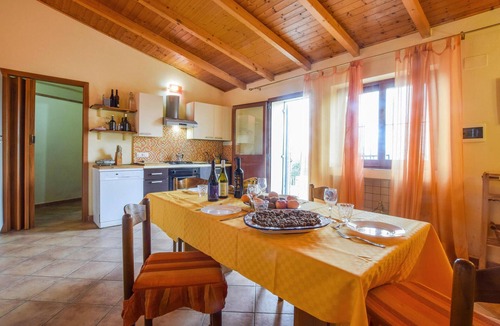 Santa Lucia del Mela House | Gorgeous home in Santa Lucia del Mela