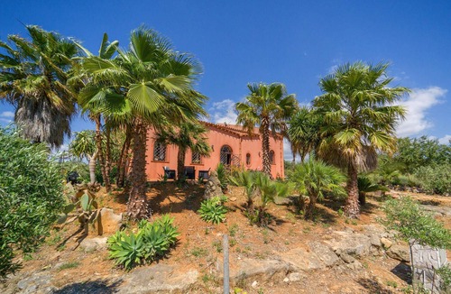 Menfi House | Gorgeous home in Menfi with WiFi