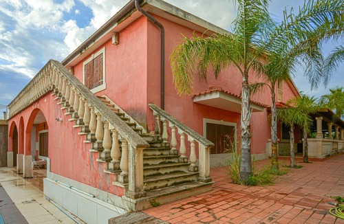 Vittoria House | Gorgeous home in Vittoria