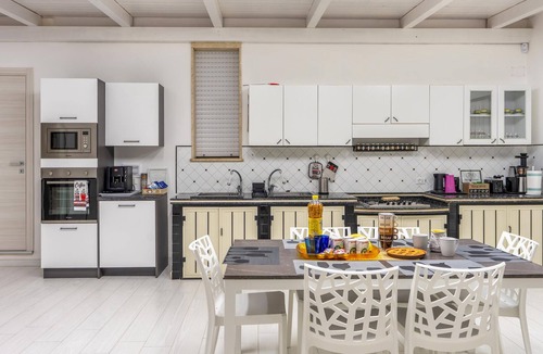 Santa Maria del Focallo House | Gorgeous home in Santa Maria del Focall