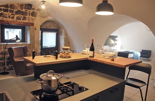 Monterosso Almo Cottage | Granary Cottage