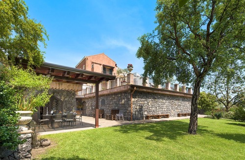 Aci Sant'Antonio Villa | Great villa with big pool close to Acireale, Sicily