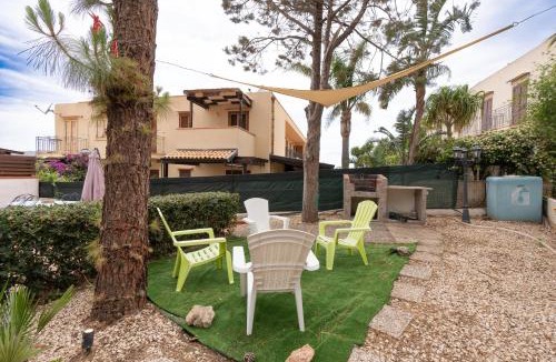 Macari House | Green House