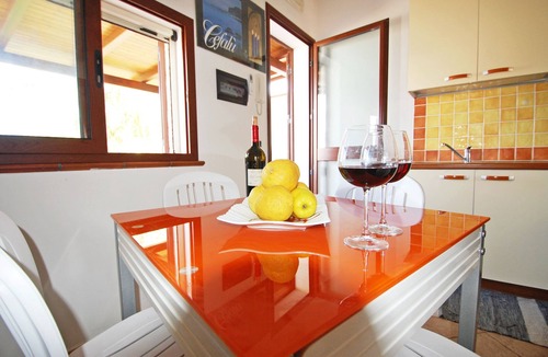 Piana Calzata Apartment | Green view