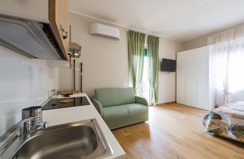 Francavilla al Mare Apartment | GuestHost - Cozy Balcony Flat X3 near the Sea