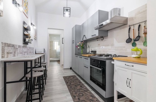Corso dei Mille - Sant'Erasmo Apartment | GuestHost - Palermo Charming Flat with Terraces x6