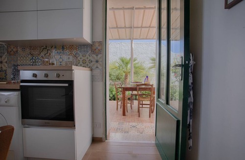 Rilievo Apartment | GuestHost - Quiet 107 sqm apartment with independent entrance, perfect for 4 people, located on the ground floor of a renovated building (NOT suitable for disabled people). The apartment is located in Misiliscemi and boasts a splendid view of the Egadi i
