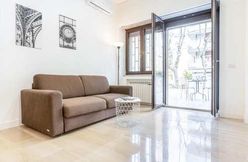 Vomero Apartment | GuestHost - Vomero Deluxe Apartments
