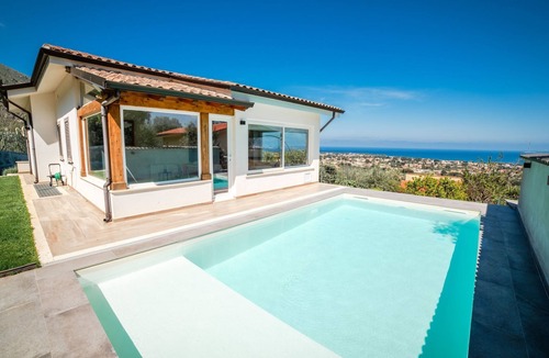 Carini House | Haus in Carini mit privatem Pool by Interhome