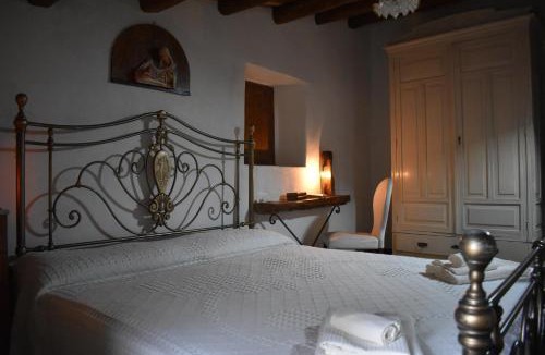 Montalbano Elicona House | Helikon -la dimora del viandante-