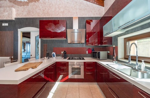 Gioiosa Marea House | Hillside Haven with Pool