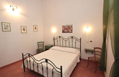 Punta Secca House | Historic Residence Jasmine