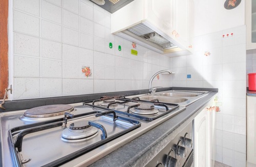 Canneto Apartment | Holiday Apartment "Armando Mono Vulcanello" with Balcony, Shared Terrace & Wi-Fi