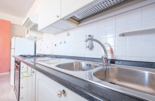 Canneto Apartment | Holiday Apartment "Case Vacanza Armando Mono Lipari" near Beach with Balcony & Wi-Fi