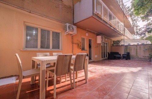Province of Messina Apartment | Holiday Apartment "Damilhouse 1" with Balcony & Wi-Fi