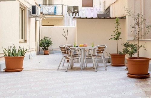 Kalsa Apartment | Holiday Apartment "Dorotea" with Private Terrace, A/C & Wi-Fi