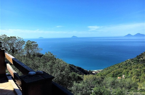 Santo Stefano Apartment | Holiday apartment Gioiosa Marea for 1 - 4 persons with 1 bedroom - Twin house