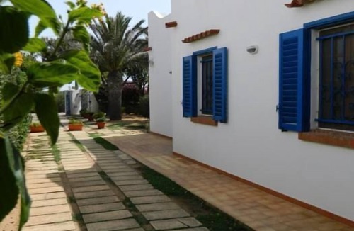 Punta Braccetto House | Holiday house Santa Croce Camerina for 1 - 8 persons with 3 bedrooms - Holiday house