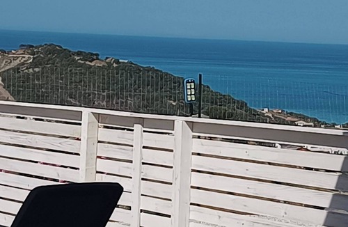 Realmonte House | Holiday Home 'Abbacari 1' with Sea View, Wi-Fi and Air Conditioning
