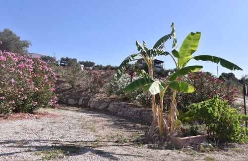 Realmonte House | Holiday Home 'Abbacari 1' with Sea View, Wi-Fi and Air Conditioning