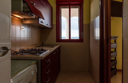 Seccagrande House | Holiday Home 'Appartamento B - Le Terrazze' with Sea View, Wi-Fi and Air Conditioning