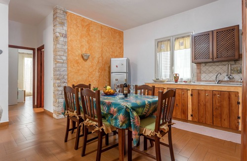 Monreale House | Holiday Home "Casa Splendida" with Mountain View, Terraces & Wi-Fi