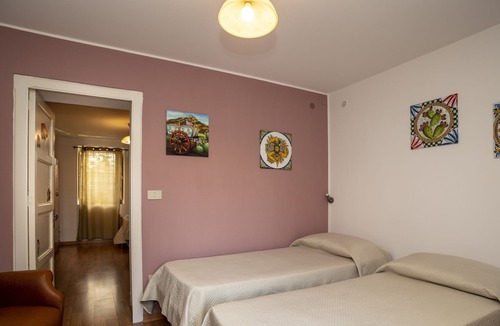Naso House | Holiday Home 'Casavacanze Ninopetrelli Pianoterra' with Sea View