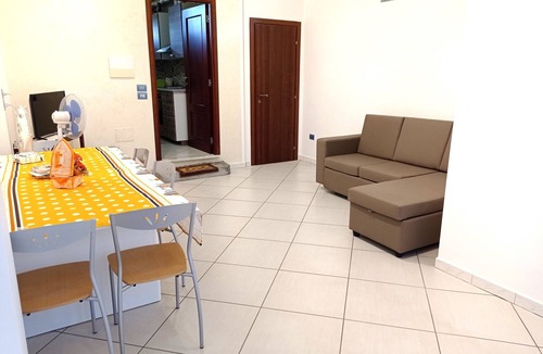Castelnuovo Cilento House | Holiday Home "Germogli di Prumo" with Shared Garden & Wi-Fi