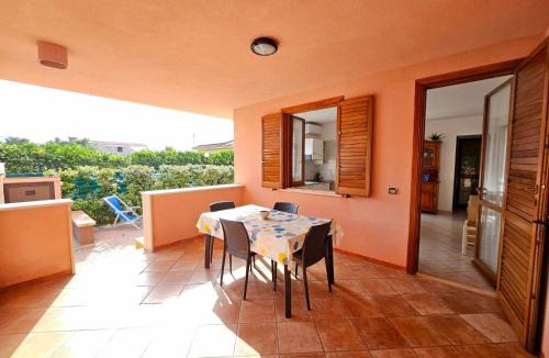 Solfarelli House | Holiday Home Helle mediterrane Villa mit Veranda und Garten by Interhome
